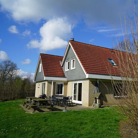 Group accommodation 16 persons - t Hommelhuuske