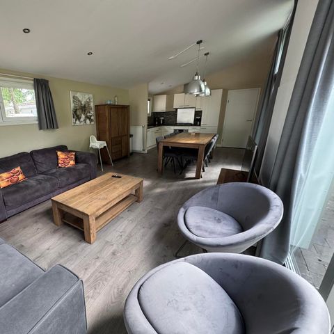 HOUSE 8 people - L-Pavilion 8