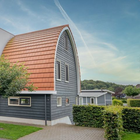 HOUSE 10 people - 10L