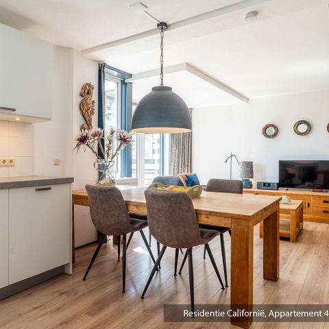 APARTMENT 4 people - 6