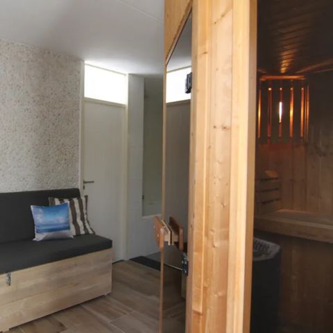 APARTMENT 4 people - 6