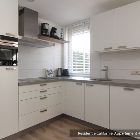 APARTMENT 4 people - 6