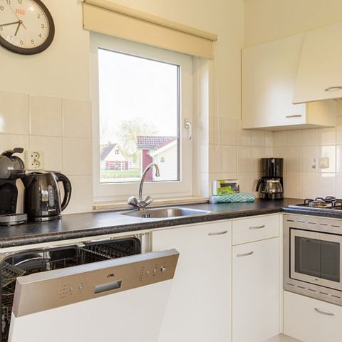 BUNGALOW 4 people - Premium SR358