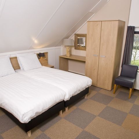 BUNGALOW 4 people - VIP SR359