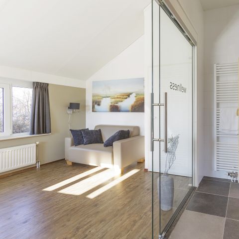 BUNGALOW 2 people - VIP SR361