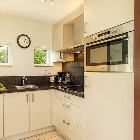 BUNGALOW 8 people - Comfort SR380