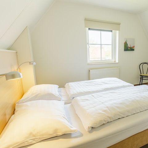 BUNGALOW 8 people - Comfort SR381