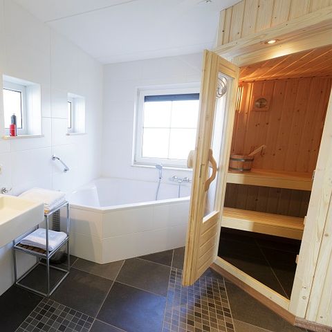 BUNGALOW 6 people - VIP SR391