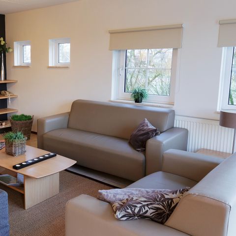 BUNGALOW 8 people - Premium SR392