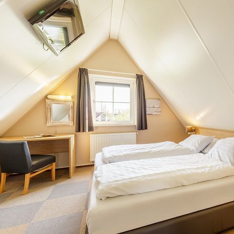 BUNGALOW 4 people - VIP SR359