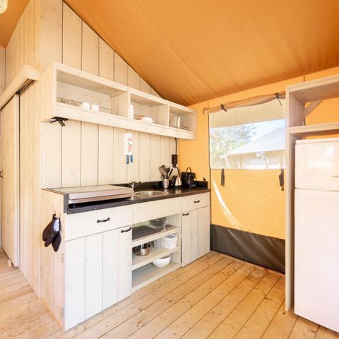 CANVAS AND WOOD TENT 6 people - Nomad (max.. 4 adults)