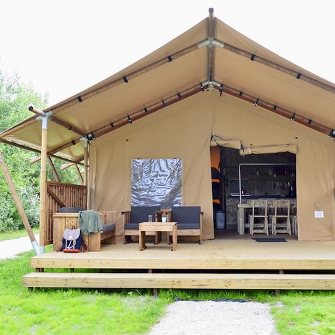 Canvas and wooden tent 5 persons
