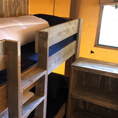 CANVAS AND WOOD TENT 5 people