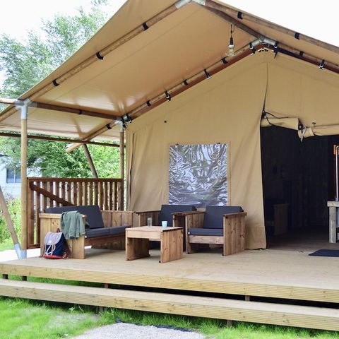 Canvas and wooden tent 6 persons