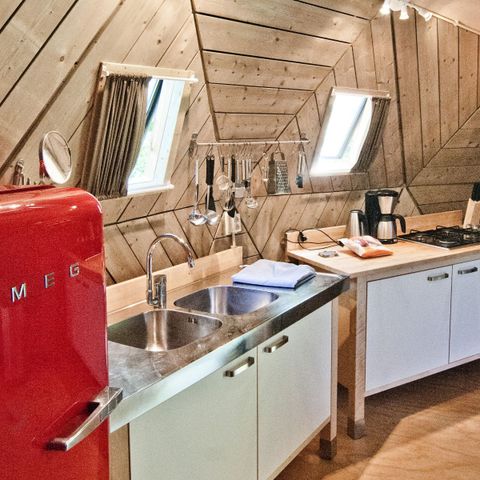 UNUSUAL ACCOMMODATION 4 people - Wooden Igloo