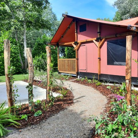 Canvas and wooden tent 4 persons - Wander Lodge