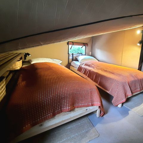 Canvas and wooden tent 4 persons - Wander Lodge