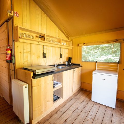Canvas and wooden tent 6 persons