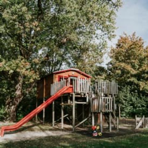 HOUSE 4 people - Tree house Cuckoo incl. entrance Safaripark Beekse Bergen