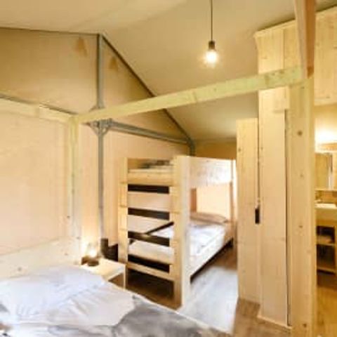 LODGE 6 people - Lodge Pauw incl. entrance Safaripark Beekse Bergen