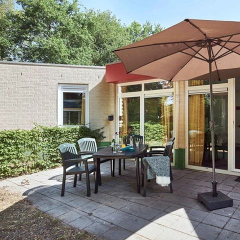 BUNGALOW 4 people - Pheasant incl. entrance Safaripark Beekse Bergen