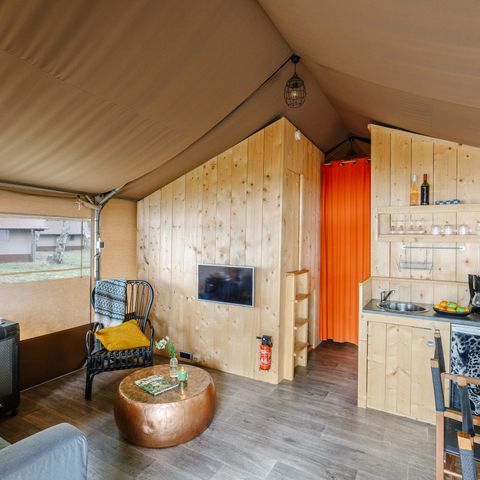Canvas and wooden tent 6 persons - Big Five