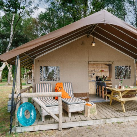 Canvas and wooden tent 6 persons - Big Five