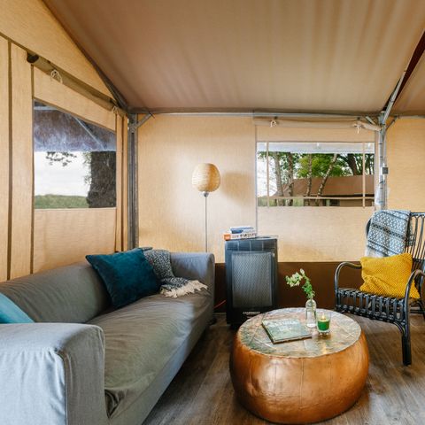 Canvas and wooden tent 6 persons - Big Five