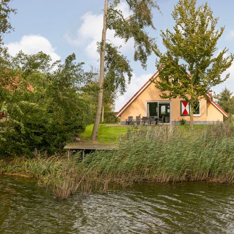 Bungalow 6 persons - B