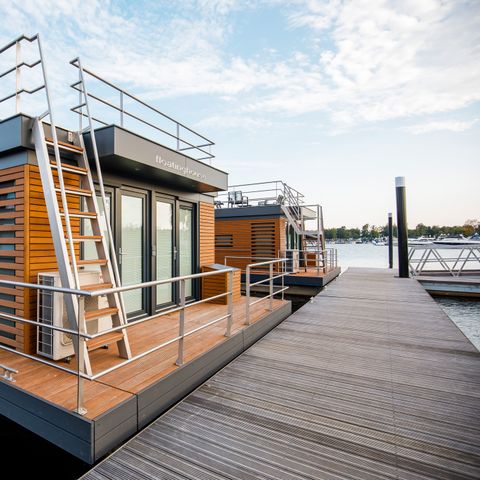 House 4 persons - Floating House