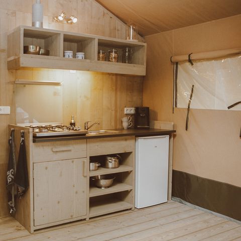 Canvas and wooden tent 6 persons - Luxury