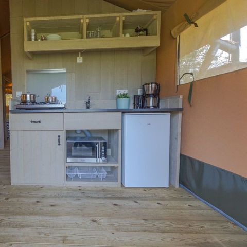 CANVAS AND WOOD TENT 6 people - Luxury