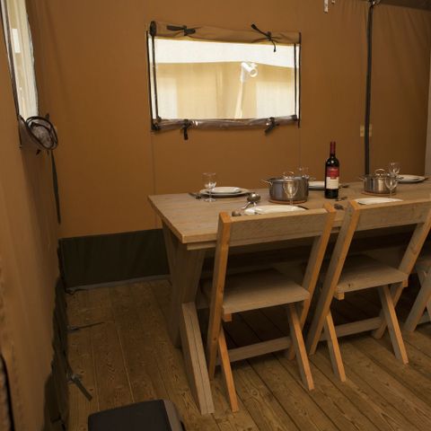 CANVAS AND WOOD TENT 6 people