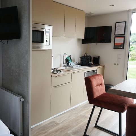 HOUSE 28 people - Villa + Lodges (24 + 4)