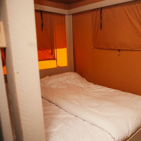 Canvas and wooden tent 6 persons - Safari cottage