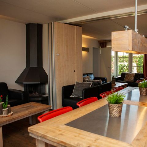 Group accommodation 16 persons - For the