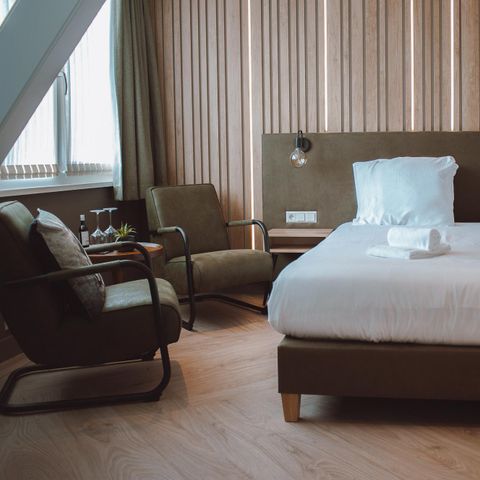 BEDROOM 2 people - Comfort Hotel room