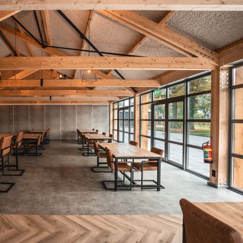 HOUSE 36 people - Group accommodation Stable + 5 comfortable homes (36 people)