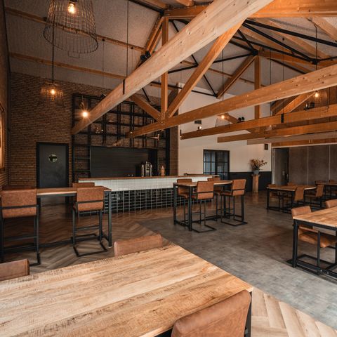 HOUSE 36 people - Group accommodation Stable + 5 comfortable homes (36 people)