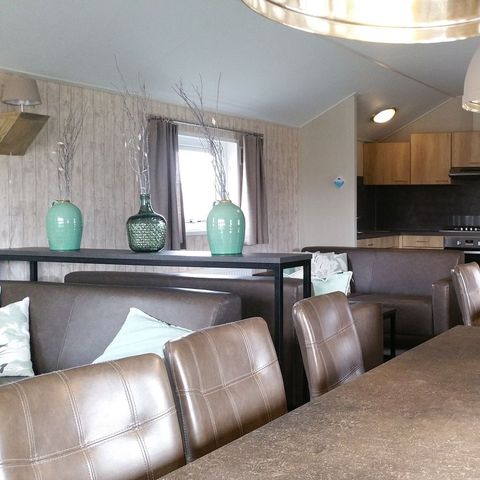 LODGE 16 people - Group accommodation group lodge + 4 four-person lodges (16 people)