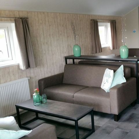 LODGE 16 people - Group accommodation group lodge + 4 four-person lodges (16 people)