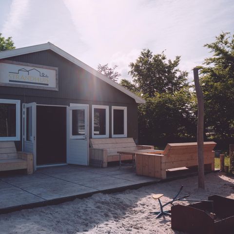Tiny house 24 persons - Group room the Strandhuis + 6 Tiny Houses (24 people)