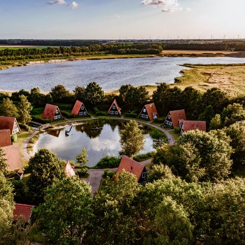 Group accommodation 76 persons - Group accommodation Kapschuur + 13 fishermen's cottages (76 people)