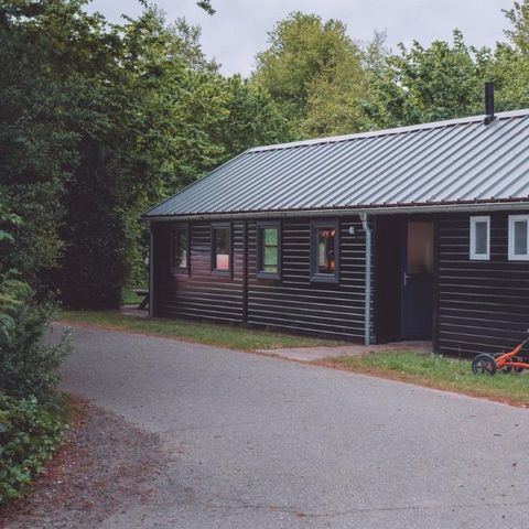HOUSE 18 people - Group accommodation Large Log Cabin + 3 fishermen's cottages (18 people)