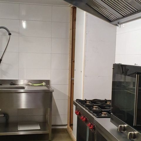 HOUSE 24 people - Group accommodation Strandhuis + 4 holiday homes (24 people)