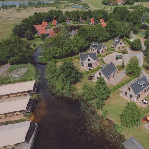 HOUSE 24 people - Group accommodation Strandhuis + 4 holiday homes (24 people)