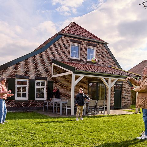 HOUSE 9 people - Luxury Child Friendly