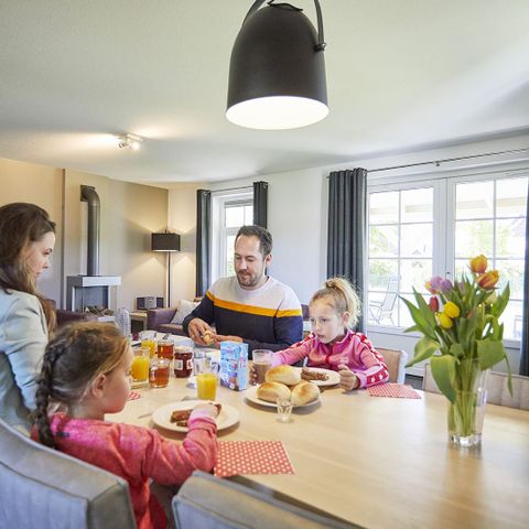 House 6 persons - VIP