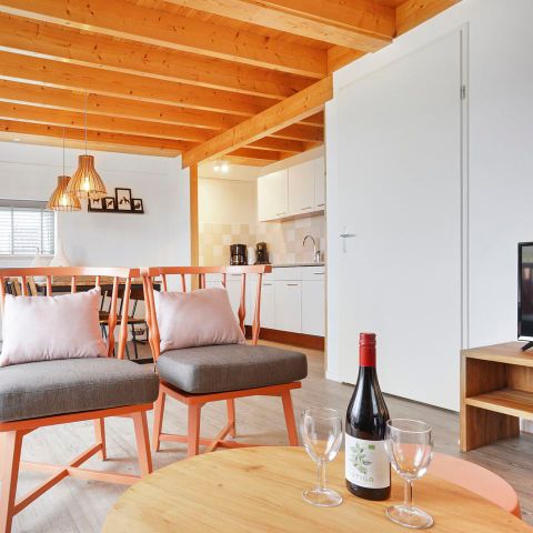 BUNGALOW 6 people - 6CD Dogs