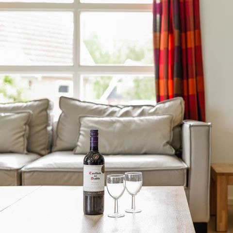 HOUSE 16 people - 16N